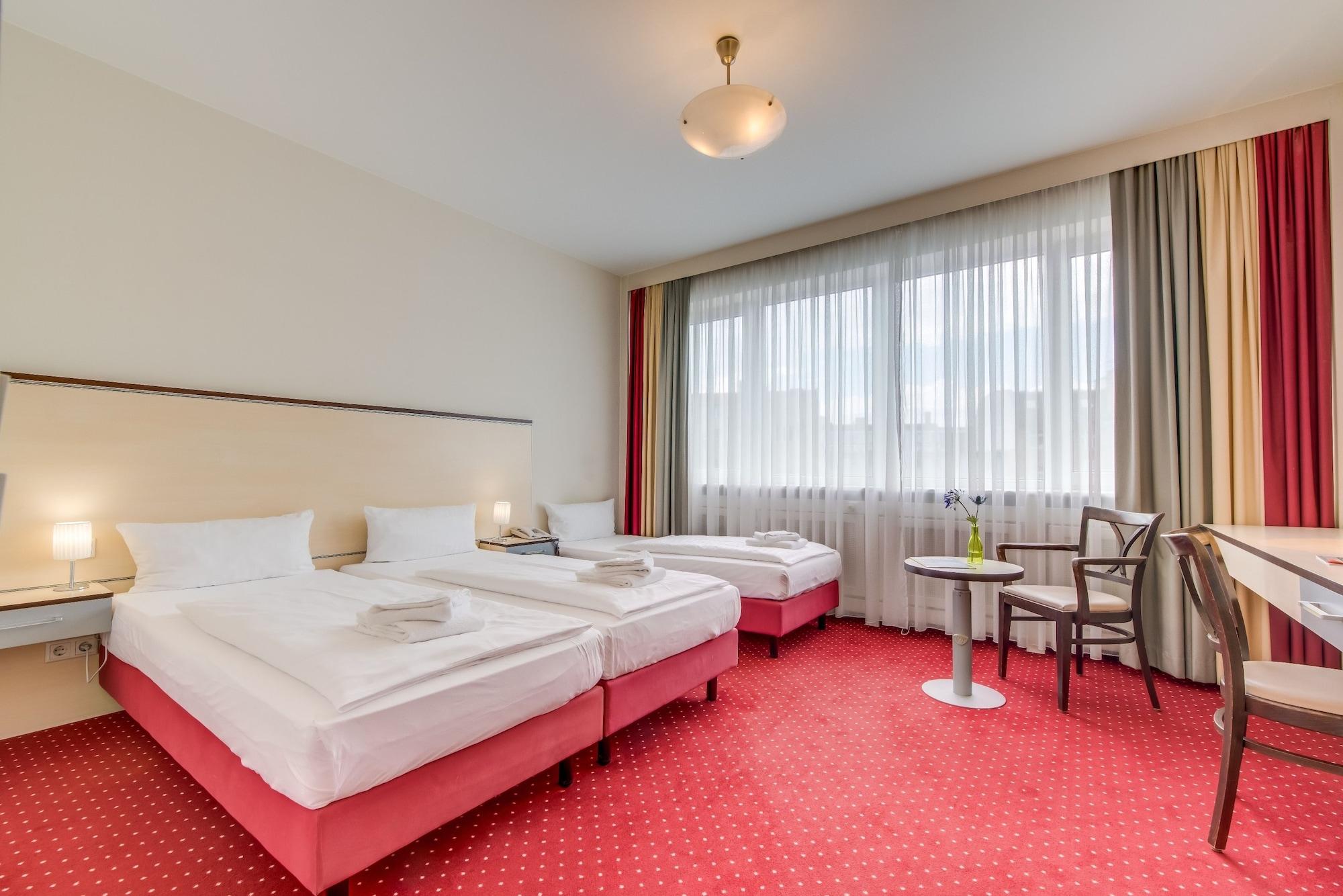 Kurfuerstendamm Hotel 3*