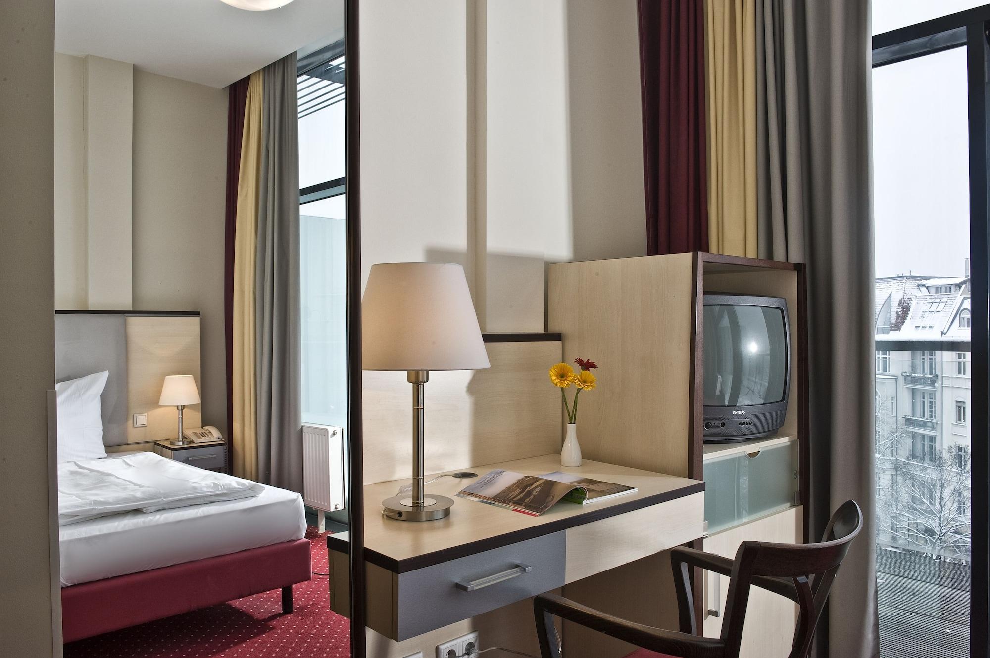 Hotel Kurfuerstendamm 3*