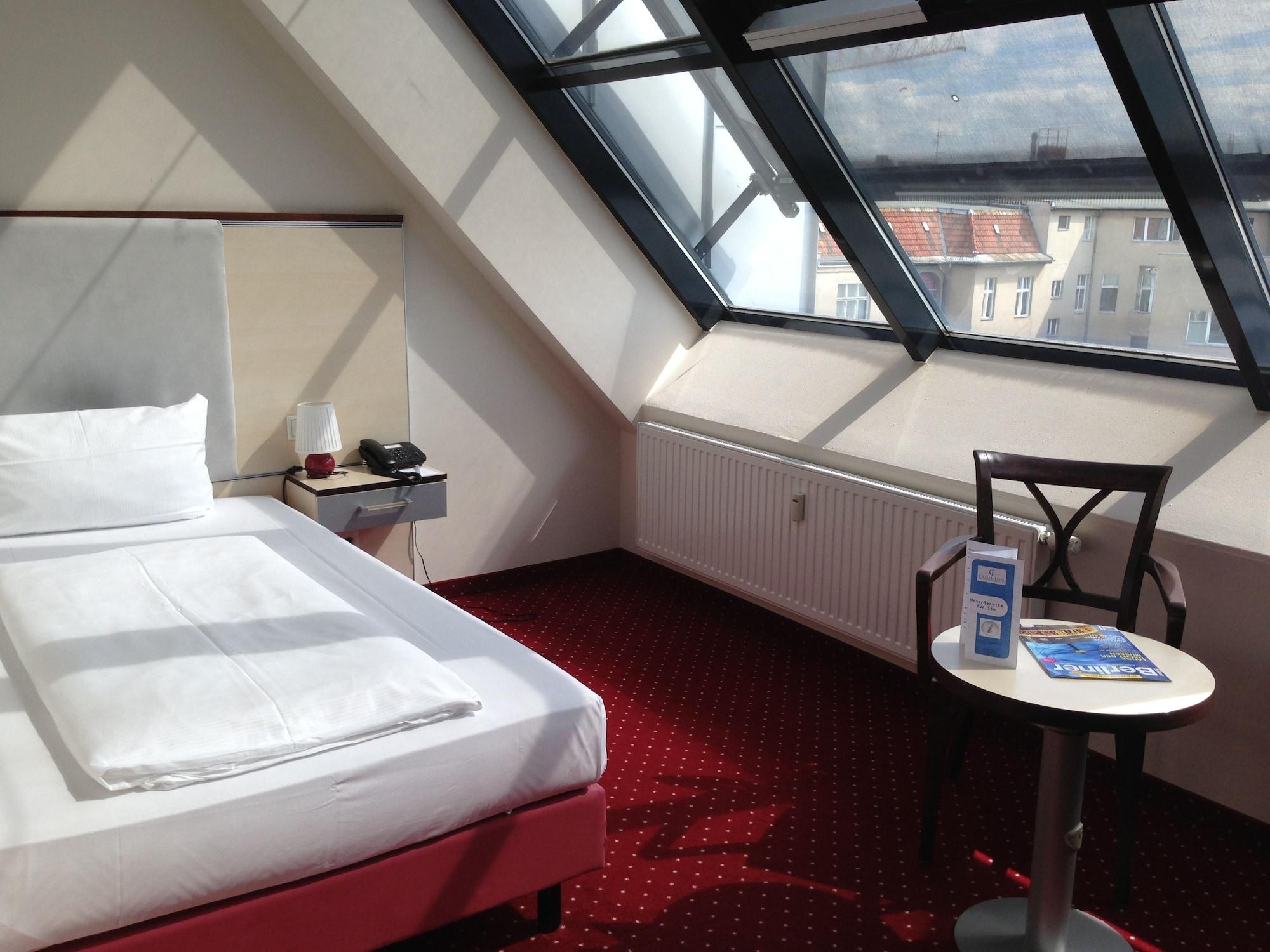 Hotel Kurfuerstendamm 3*