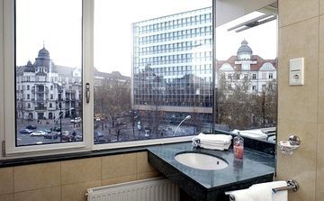 Kurfuerstendamm 3* Berlino